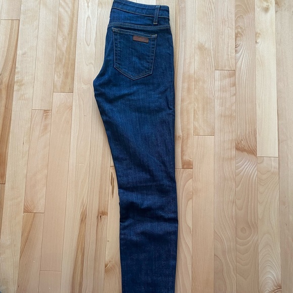 Never worn joes skinny jeans size 26 - Picture 1 of 2